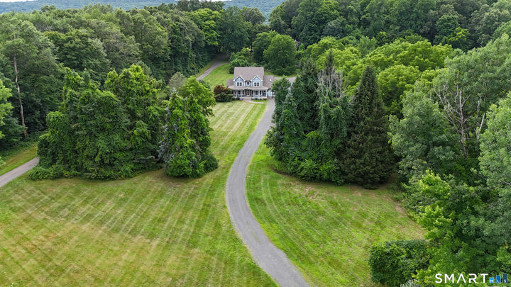 Property Photo:  904 South Grand Street  CT 06026 