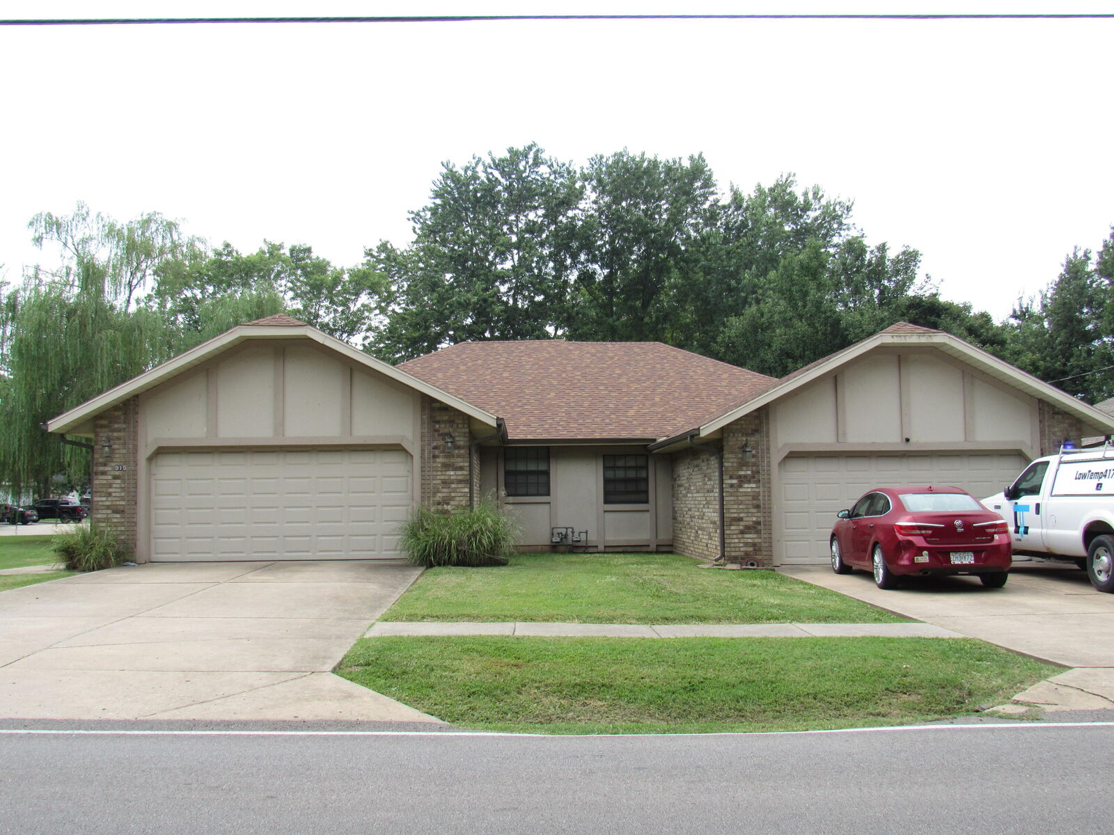 Property Photo:  919 & 921 N Boston Lane  MO 65738 