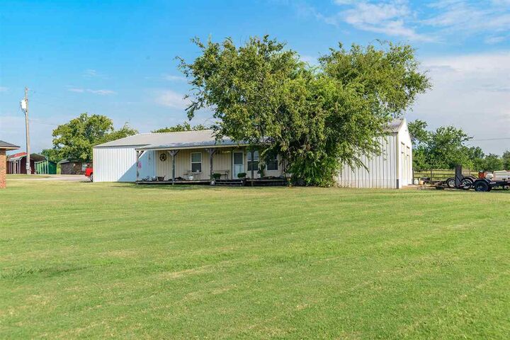 Property Photo:  520 Wisteria 508 Wisteria  OK 74074 