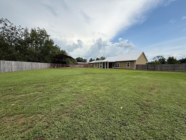 Property Photo: 4420 W Cook Rd AL 36301