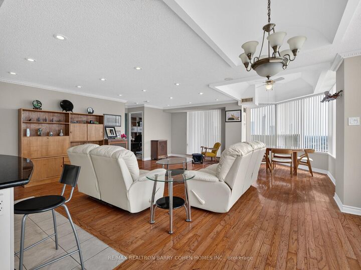 700 Constellation Drive 2009 — photo 1