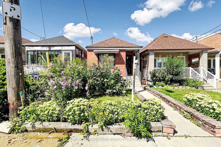 Property Photo:  180 Gilbert Avenue  ON M6E 4W5 