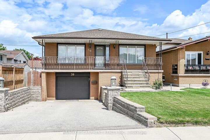 39 Algonquin Court — photo 1