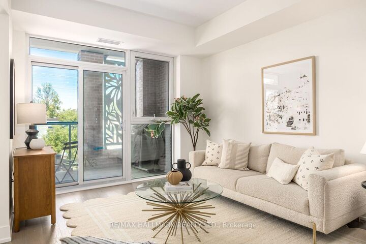 Property Photo:  1331 Queen Street E 403  ON M4L 0B1 