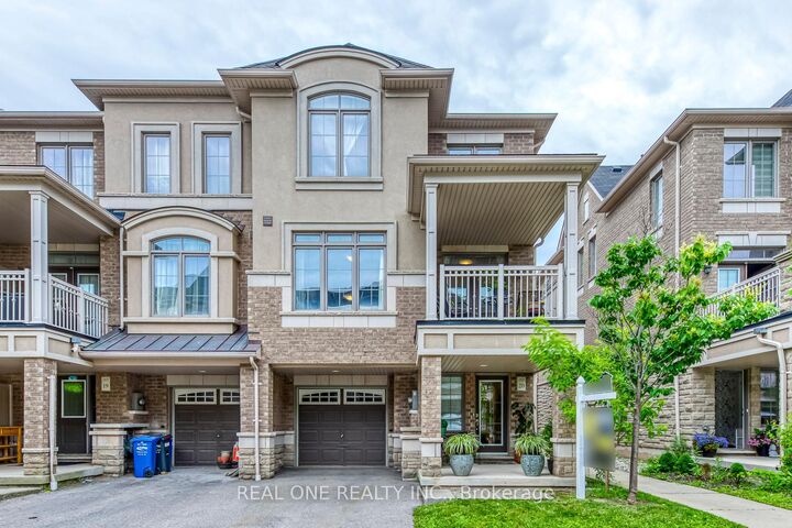 Property Photo: 2435 Greenwich Drive 20 ON L6M 0S4