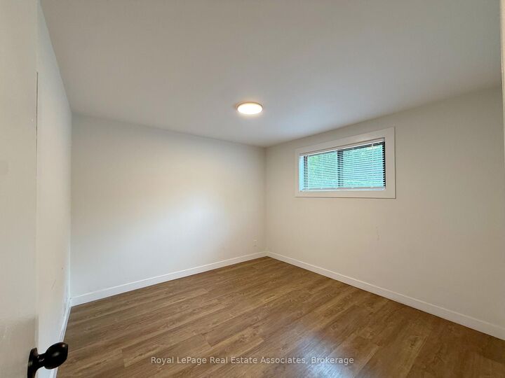 Property Photo:  171 Huron Street 2  ON N1E 5L9 