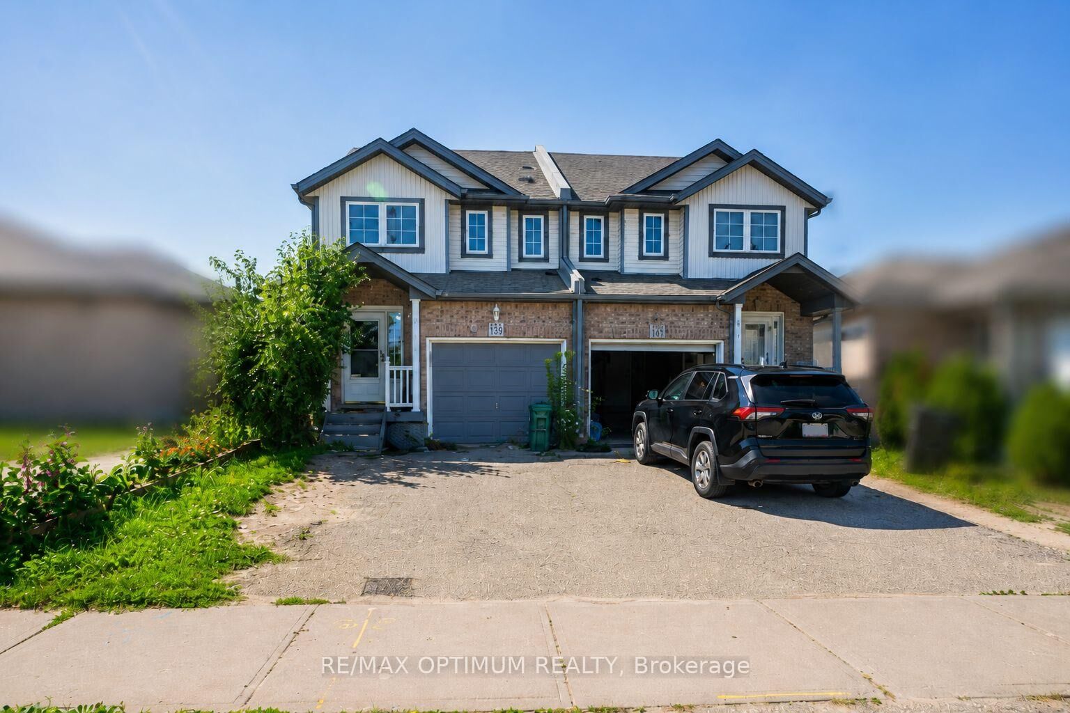 Property Photo: 139 Activa Avenue ON N2E 3T3