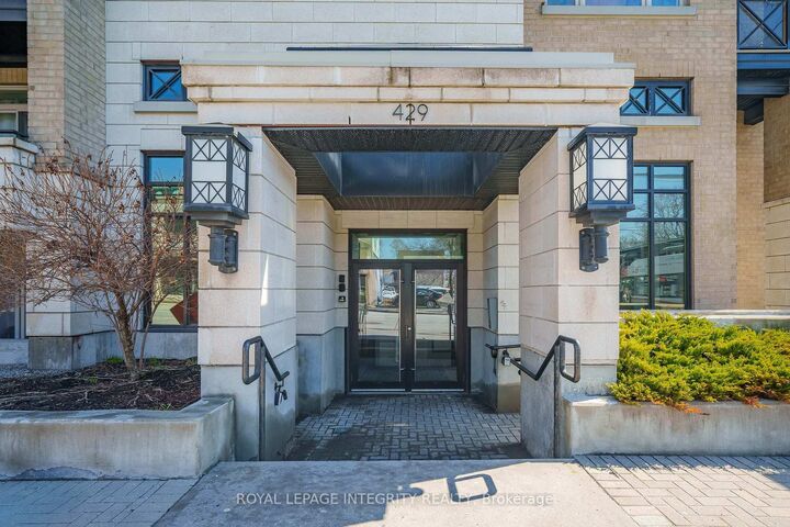 Property Photo: 429 Kent Street 320 ON K2P 1B5