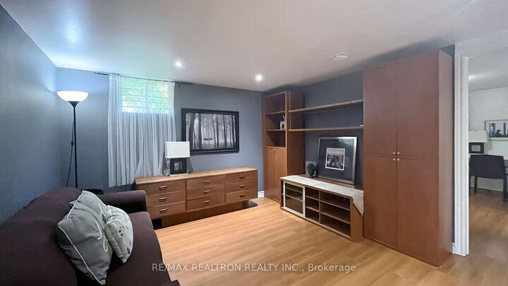 Property Photo: 2 Greyhound Drive Bsmt ON M2H 1K3