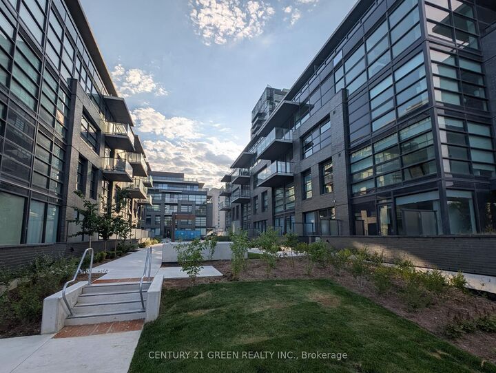Property Photo: 1612 Charles Street 323C ON L1N 0P3