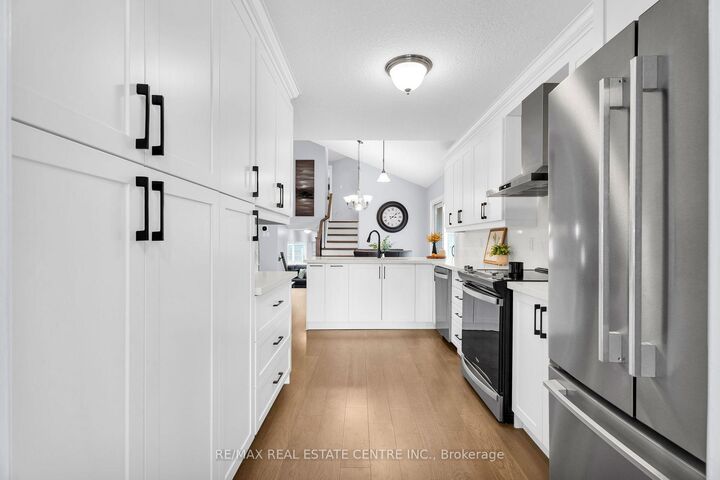 Property Photo: 20 Henderson Street ON L9W 5G1