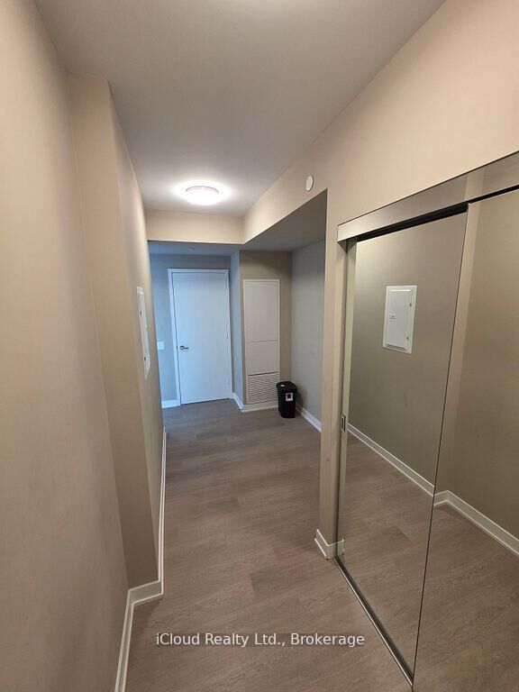 Property Photo: 3883 Quartz Road 3601 ON L5B 0M4