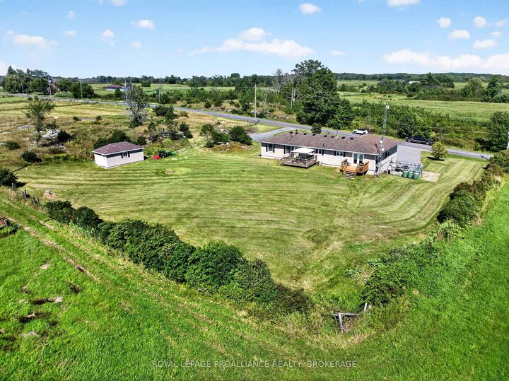 Property Photo: 2270 Hitchcock Road ON K0H 2Y0