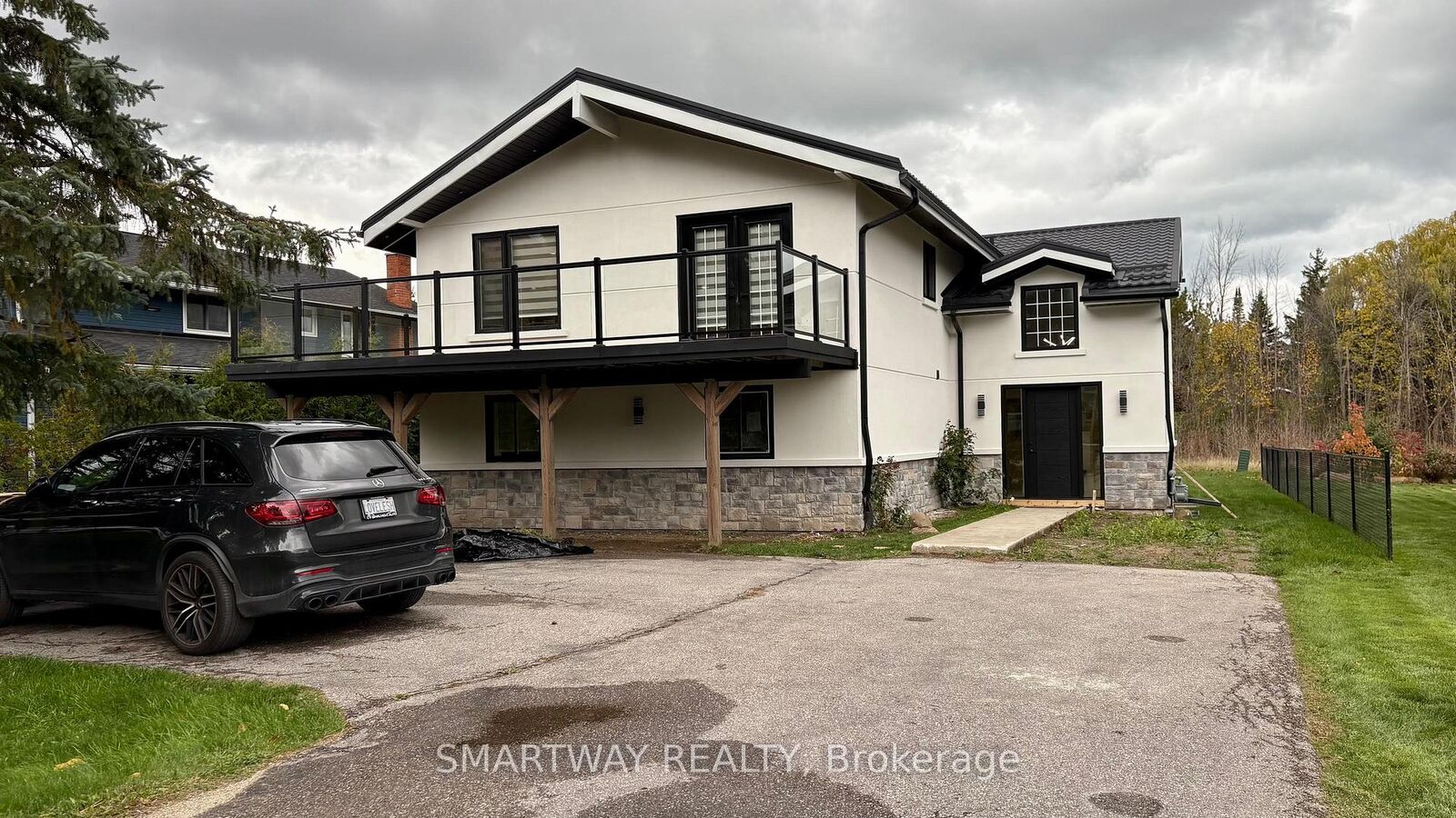 Property Photo: 107 Campbell Crescent ON L9Y 0P9