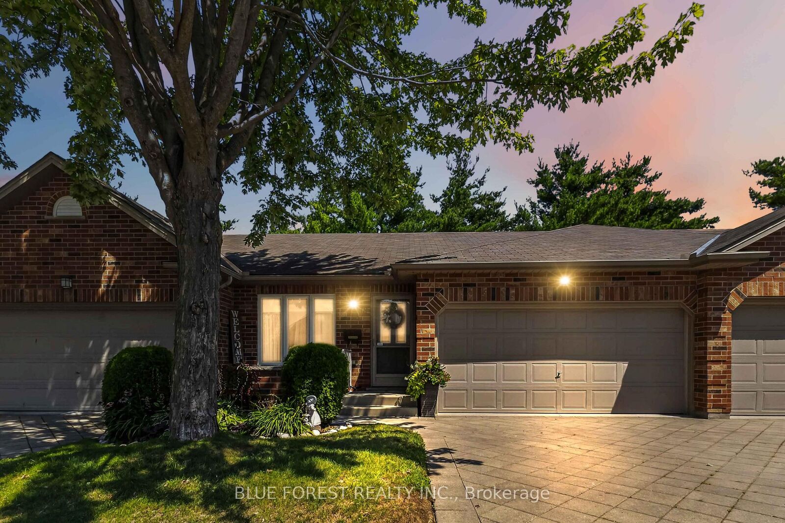 Property Photo:  43 Capulet Walk 38  ON N6H 5V4 