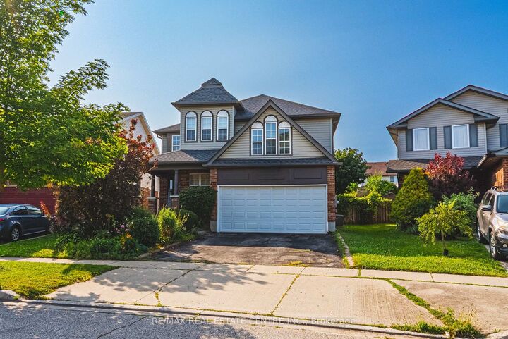 Property Photo: 140 Country Club Drive ON N1T 2B6
