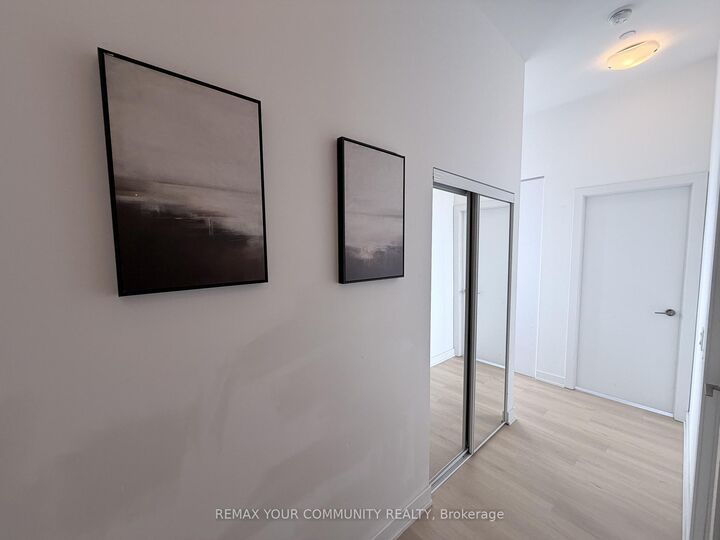 Property Photo: 2220 Lakeshore Boulevard Ph2 ON M8V 0C1