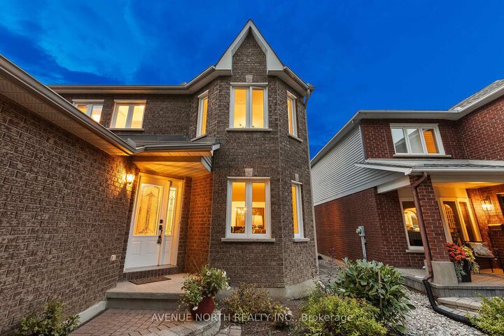 Property Photo: 37 Cellini Court ON K1G 5K3