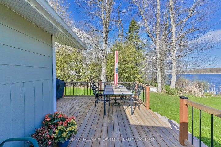 Property Photo:  1095 Island View Drive  ON K0L 1B0 