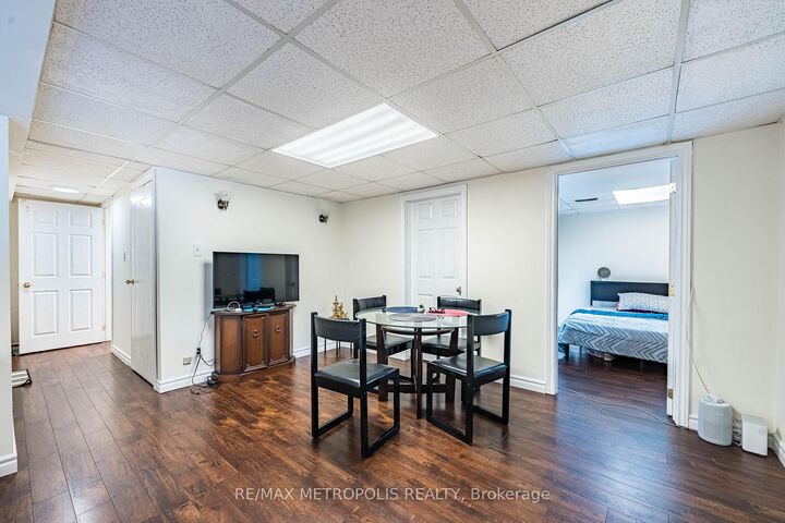 Property Photo:  22 Mayflower Street Bsmt  ON L1N 8A9 