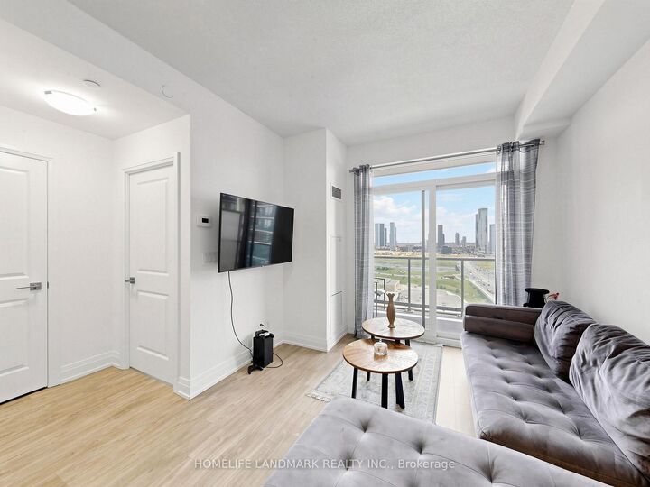 Property Photo: 3700 Highway 7 Road 2212 ON L4L 0G8