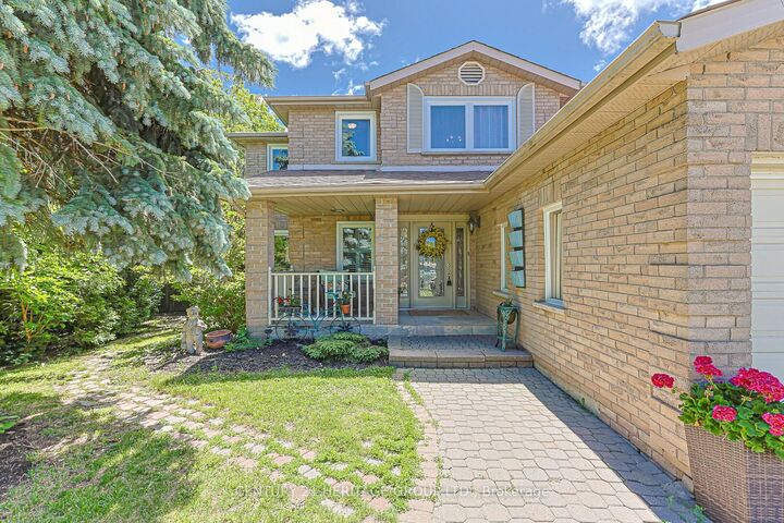 Property Photo: 12 Gres Court ON L3Z 2S4