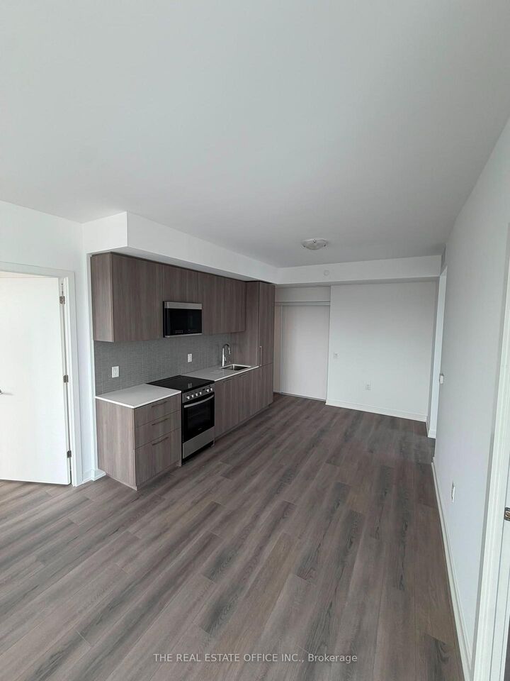 Property Photo: 7437 Kingston Road 905 ON M1B 0E9