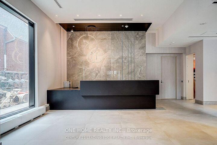 Property Photo: 609 Sherbourne Street 3403 ON M4X 0A4