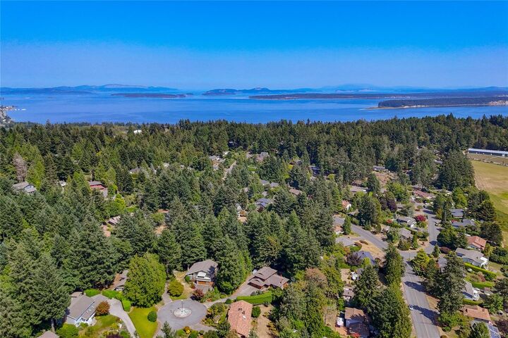Property Photo: 1866 Barrett Dr BC V8L 4V2