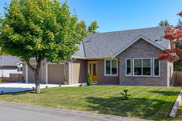 2104 Colinwood Rd — photo 1