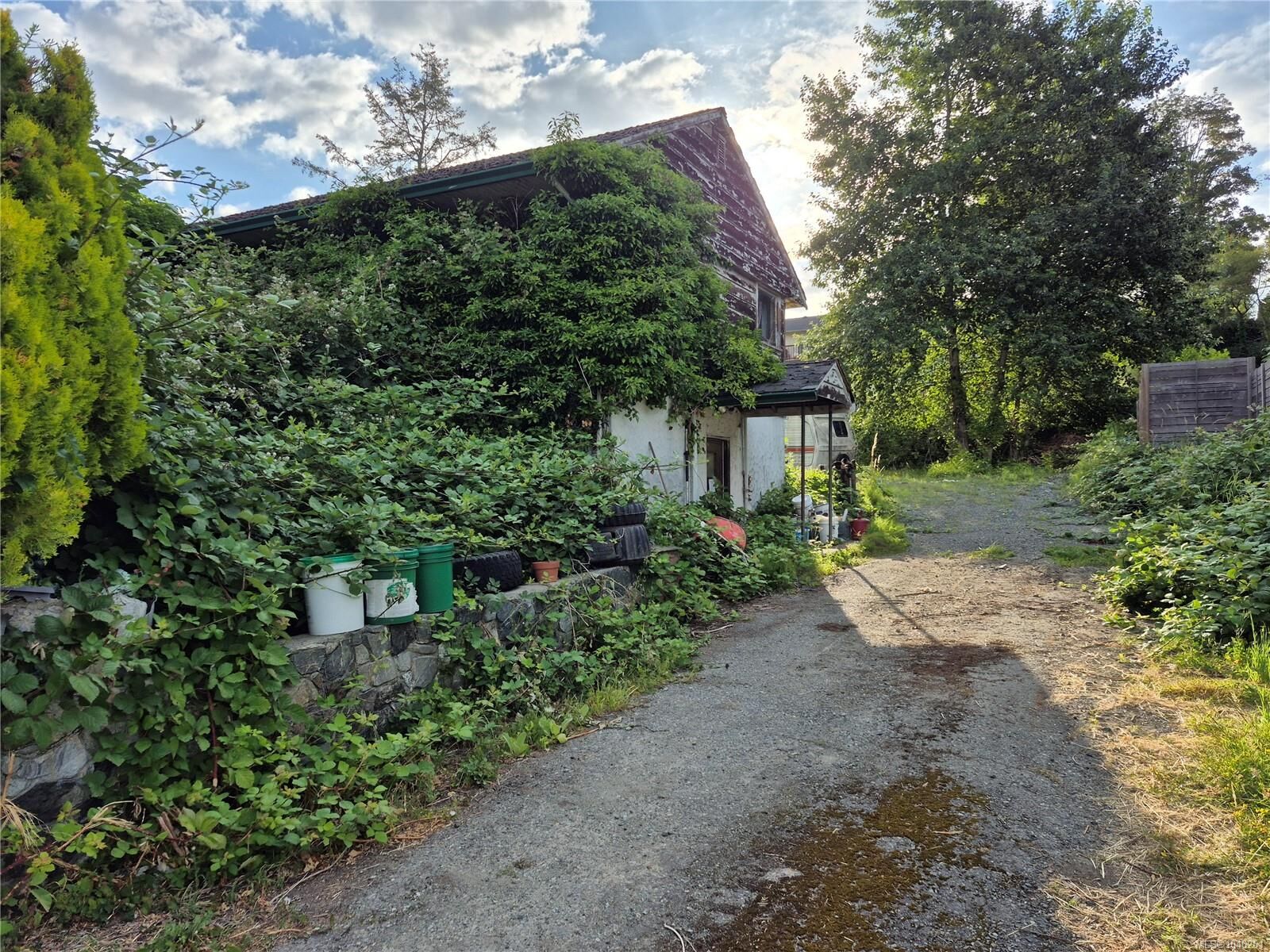 Property Photo: 4129 Gillie Rd BC V9E 2C7