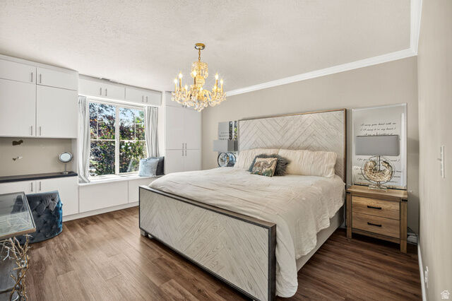 Property Photo: 1462 E Tuscan Oak Way UT 84092