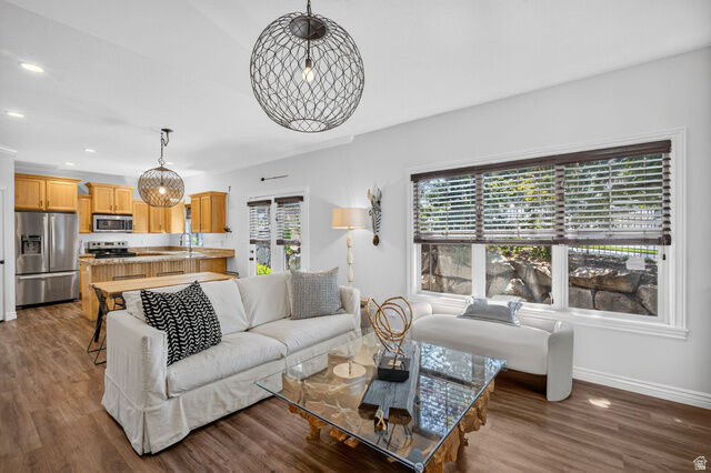 Property Photo:  1462 E Tuscan Oak Way  UT 84092 