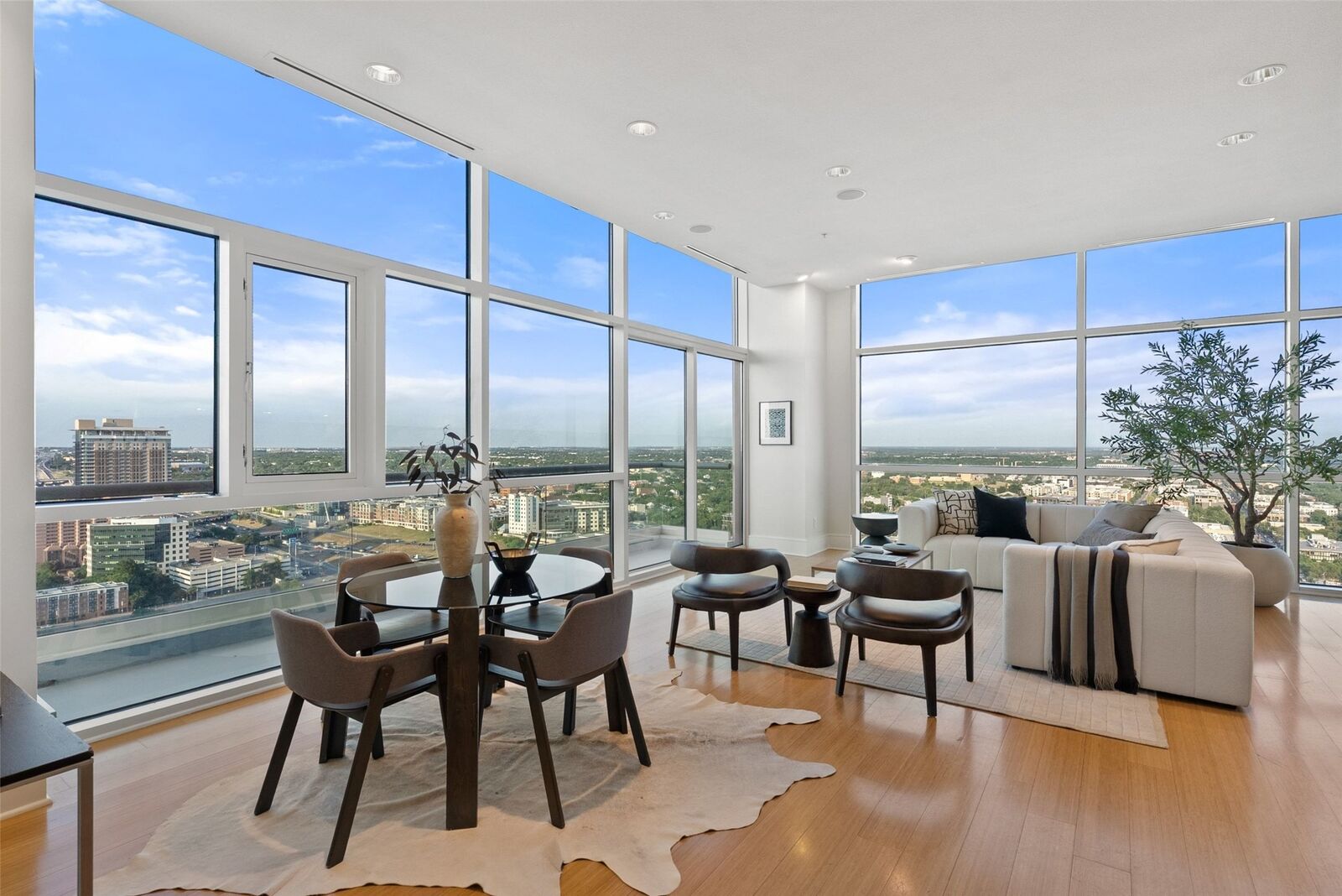 Property Photo:  555 E 5th Street 2901  TX 78701 