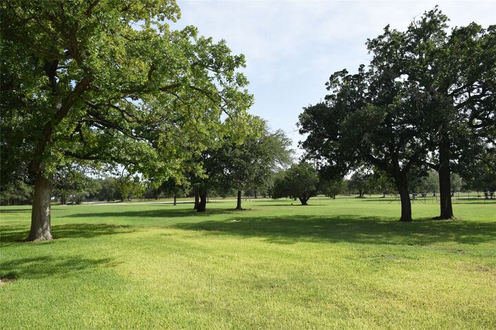 Property Photo:  2116 County Road 403  TX 78654 