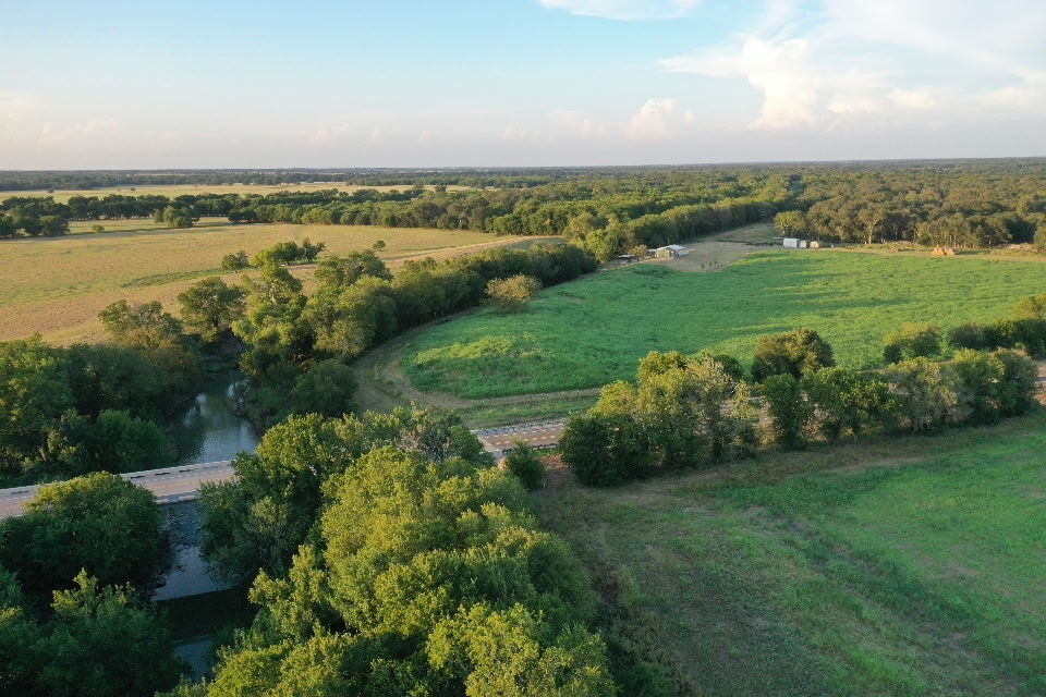 Property Photo: 4960 N Fm 908 TX 76567