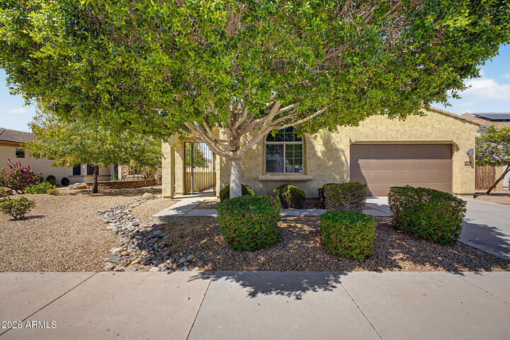 Property Photo:  16134 W Monterosa Street  AZ 85395 