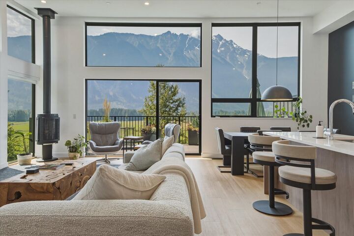 4000 Sunstone Way 26 — photo 1