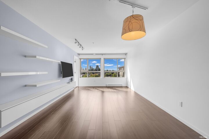 3156 Dayanee Springs Boulevard 406 — photo 1