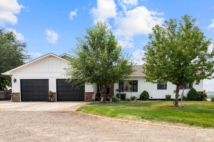 Property Photo:  4010 Elmore Rd  ID 83660 