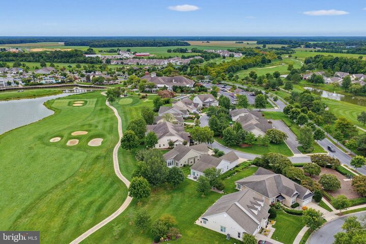 Property Photo: 16 Blue Heron Court DE 19933