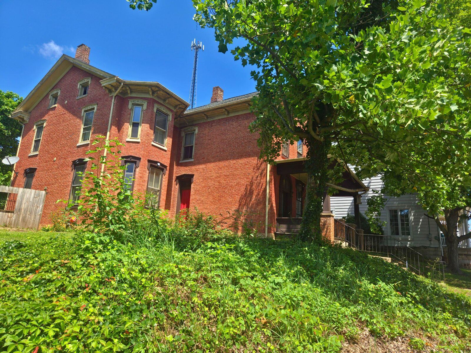 Property Photo:  107 E Main Street  PA 17040 