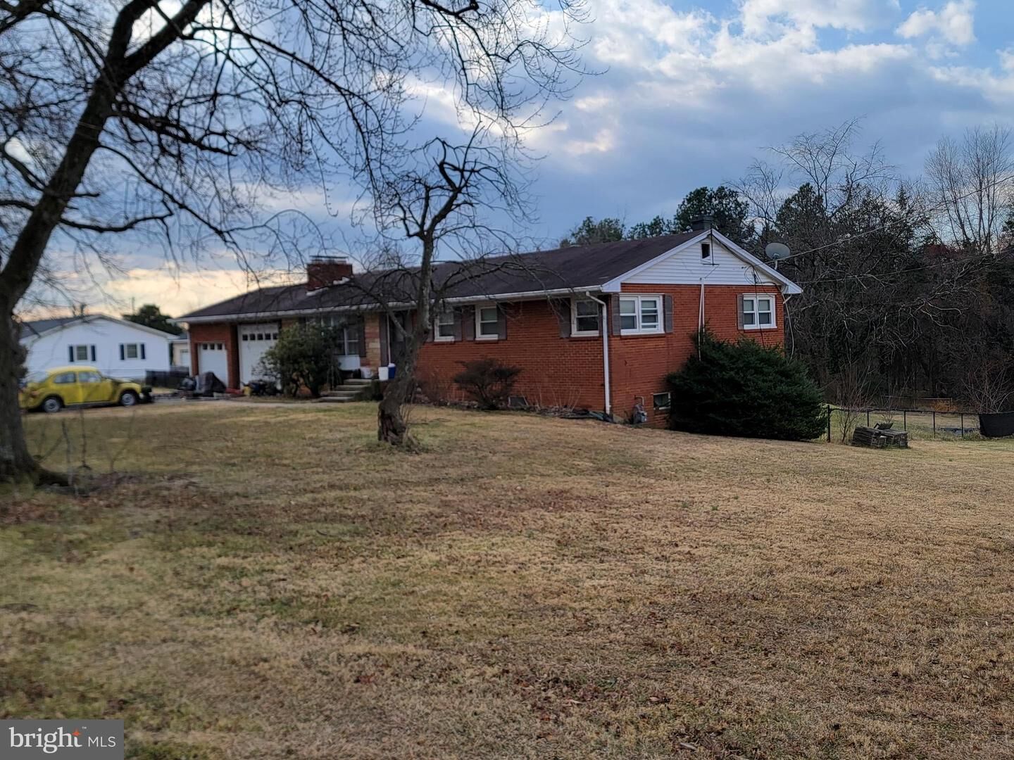 Property Photo:  7628 Huron Drive  VA 20155 