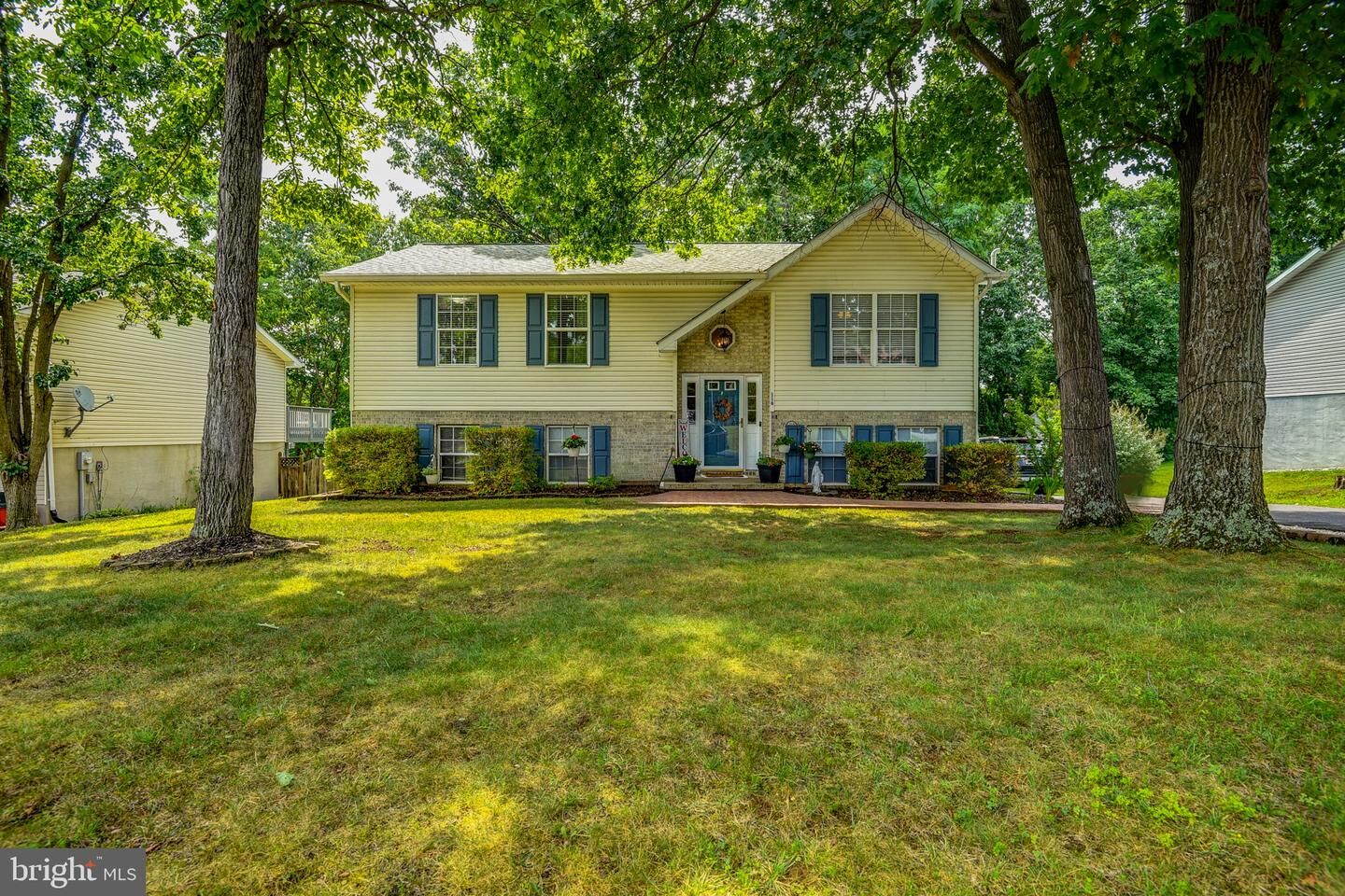Property Photo: 116 Charlton Road VA 22602