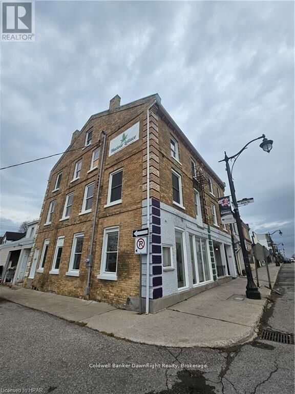 Property Photo: 441 Main Street 301 ON N0M 1S2