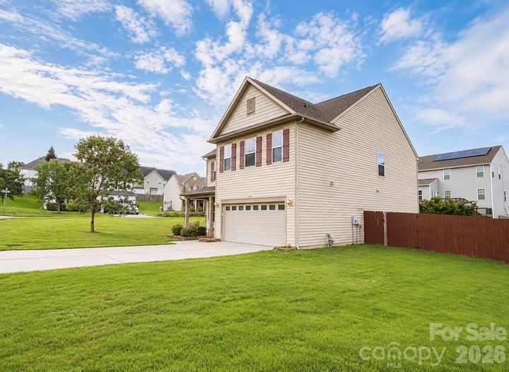 Property Photo:  119 Gilden Way  NC 28115 