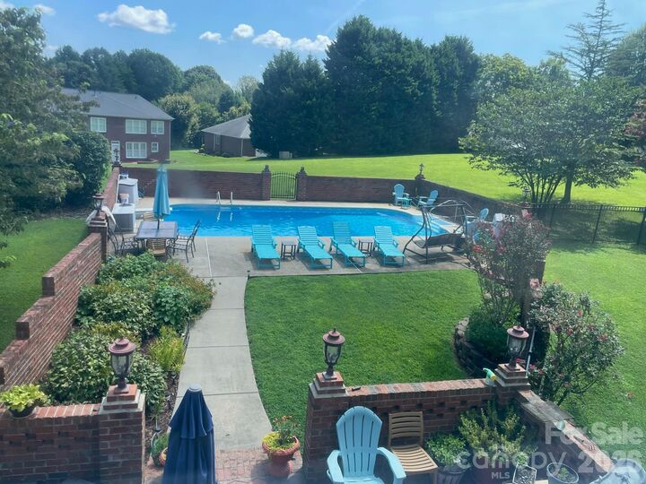 Property Photo: 1511 Prancer Lane NC 28056