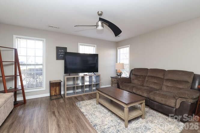 Property Photo:  1109 Triece Lane  NC 28215 