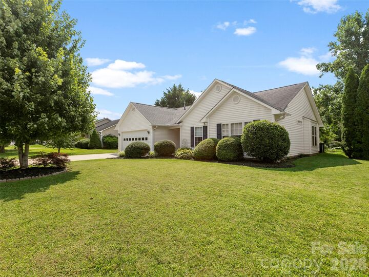 Property Photo:  54 English Oak Road  NC 28732 