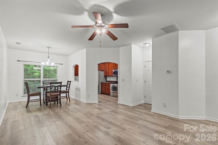 Property Photo: 4707 Craigmoss Lane NC 28278